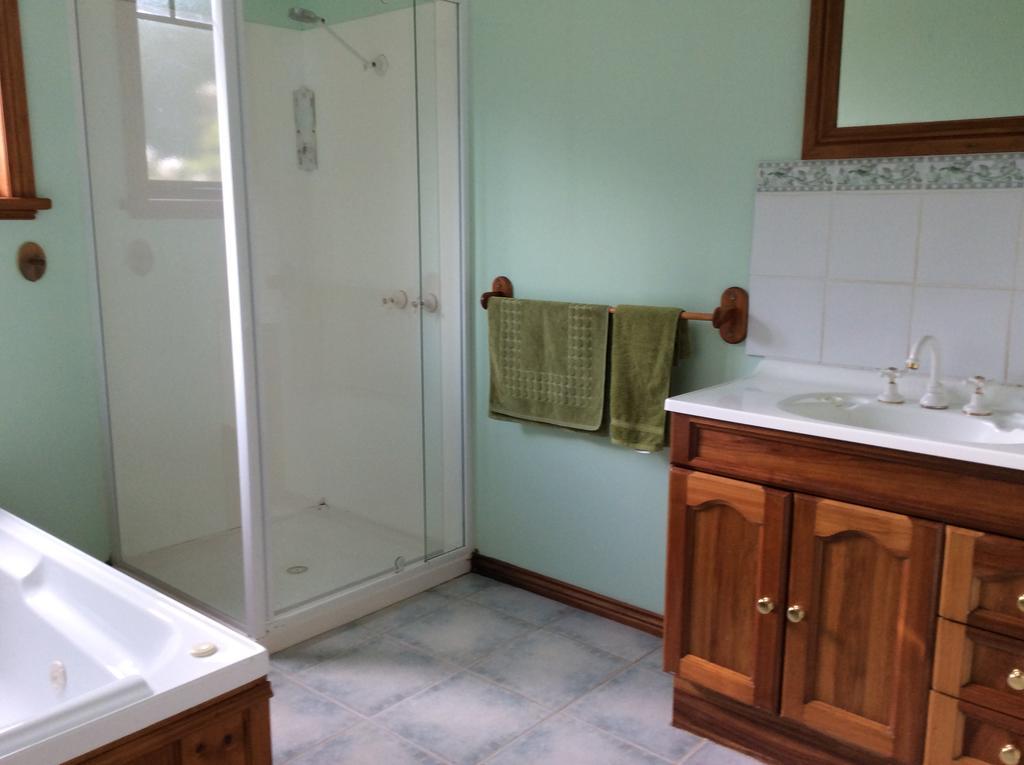 Our Cottage Рос Екстериор снимка